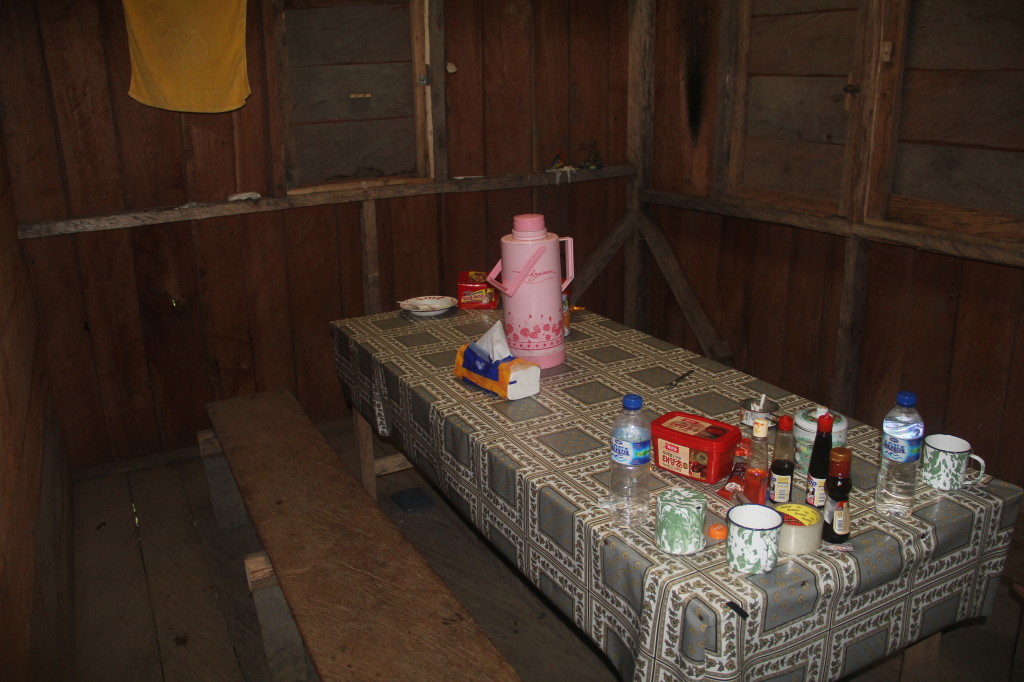 Dining table in Zeth's Guesthouse, Mokwam