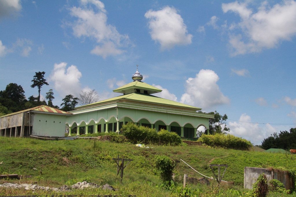 Mosque on Makbon Road