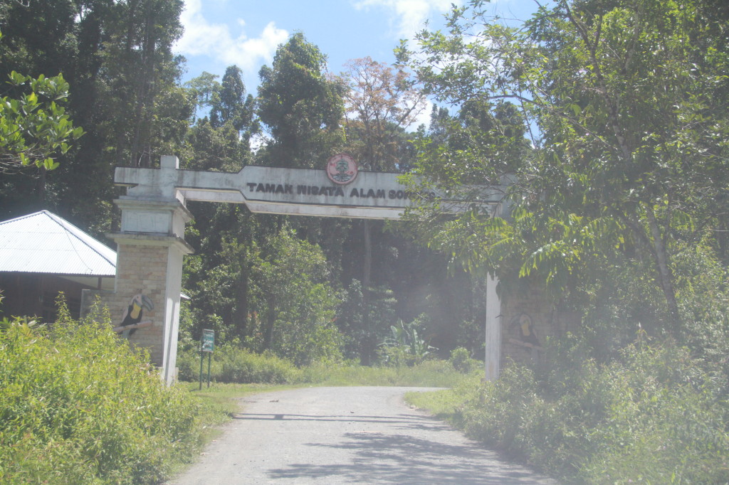 Entrance to Hutan Lindung Taman Wisata